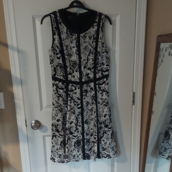 Talbots Black and White Floral Midi Dress - Picture 1 of 6